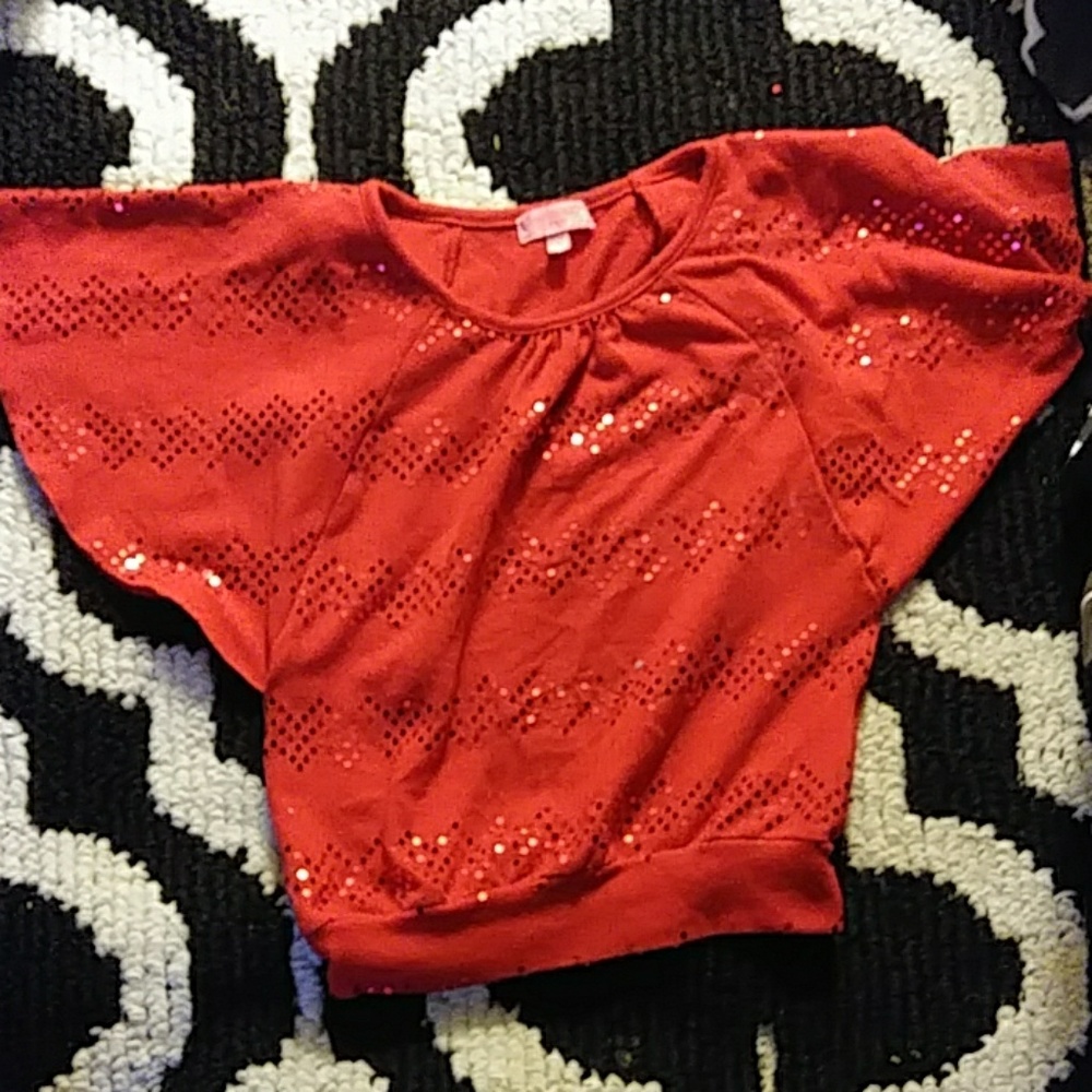 Girls shirt size 6